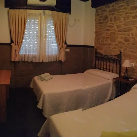 Rural La Buhardilla Albergue Barruecopardo
